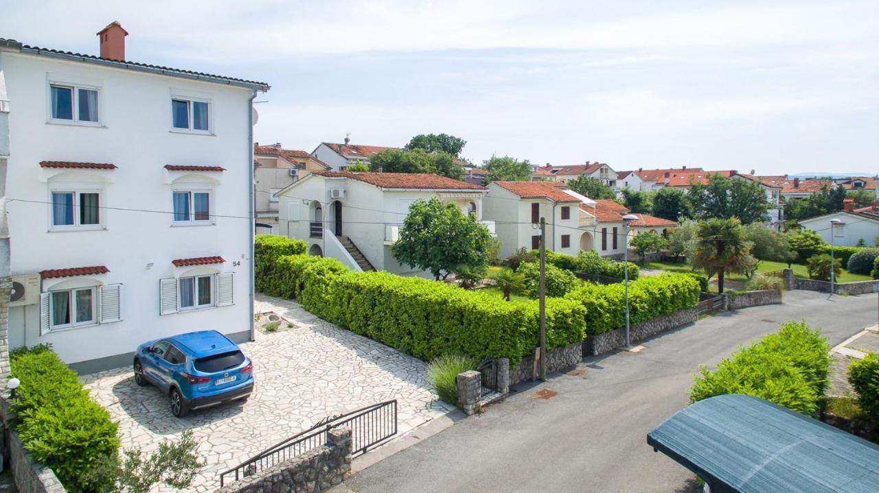 Apartments Adrijana Malinska Exterior photo